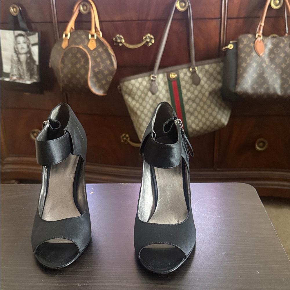 Chic Black Peep-Toe Heels